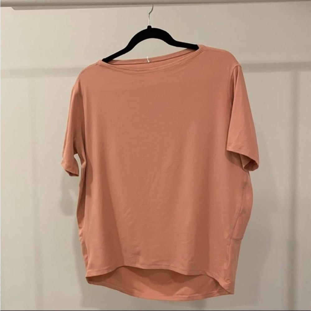 Lululemon Nulu Back in Action Short Sleeve Tee